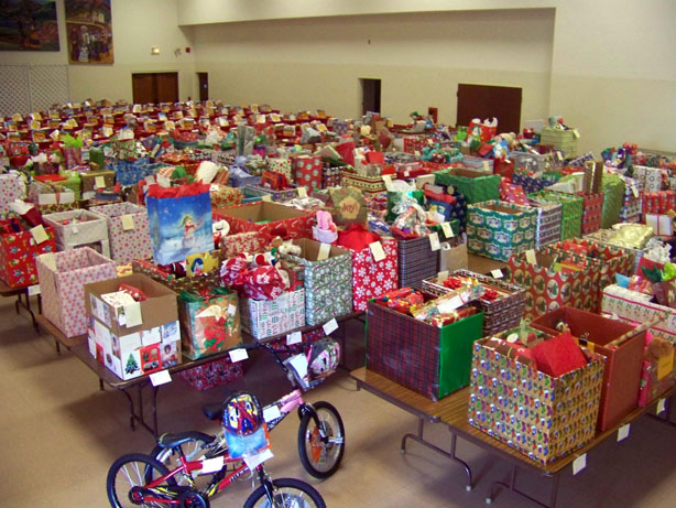 Christmas Basket Program | Old Mission Santa Inés